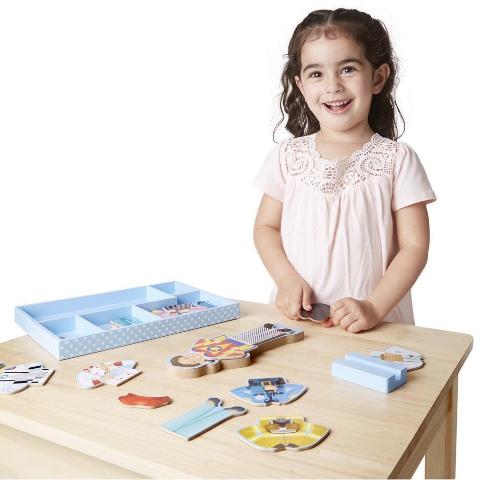 Melissa & Doug Julia DressUp Set Playscapes