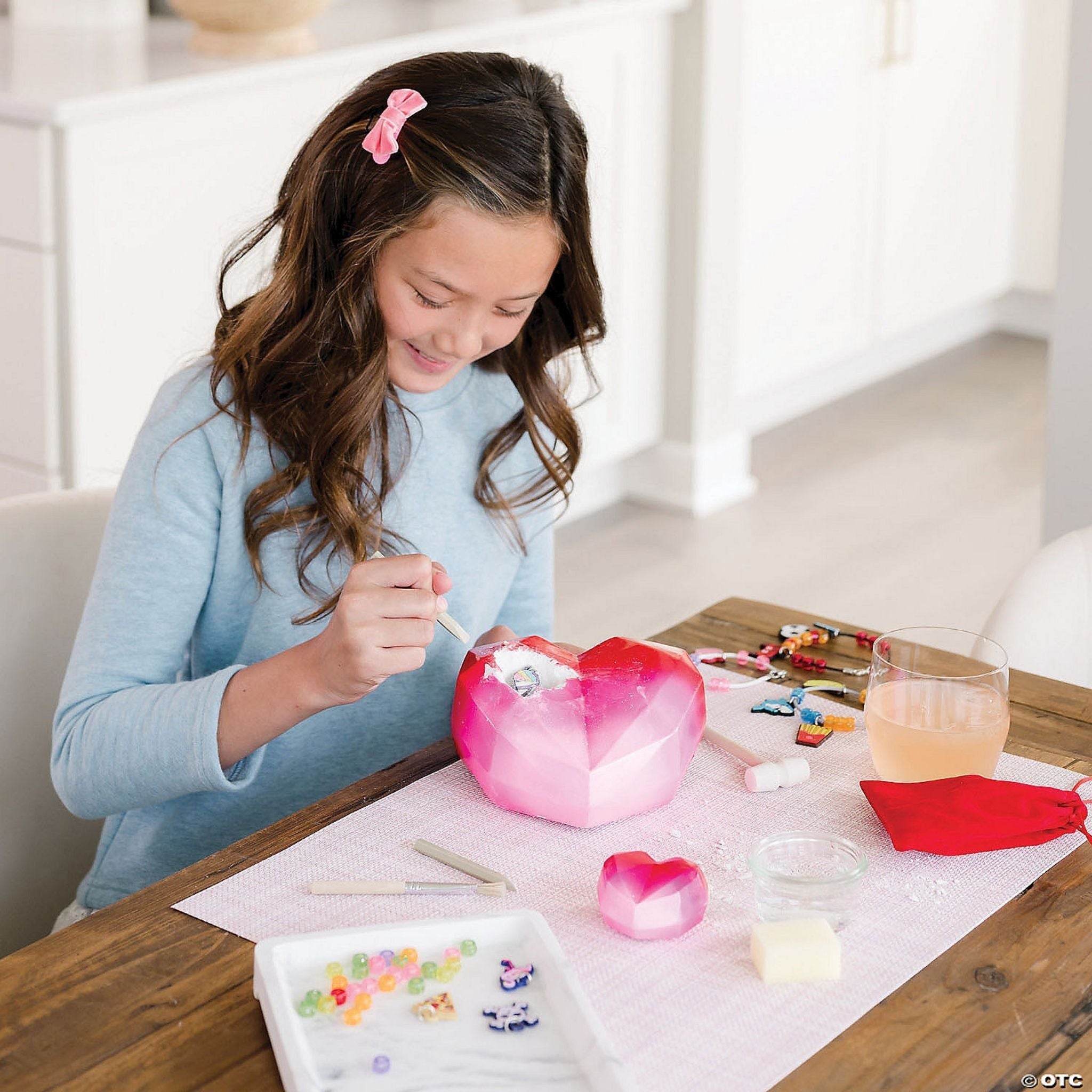 Mindware Dig It Up! Charm Bracelet Discovery | Science Kits